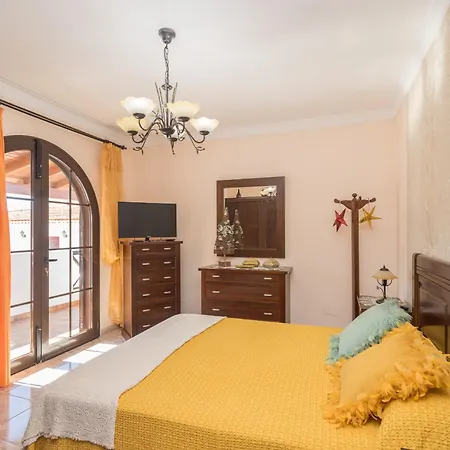 Casa Rural Janeth Con Amplia Terraza Agaete * Agaete (Gran Canaria)